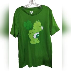 2948) Care Bears Green Good Luck St Patty's Short Sleeve Tee Size L (42-44)